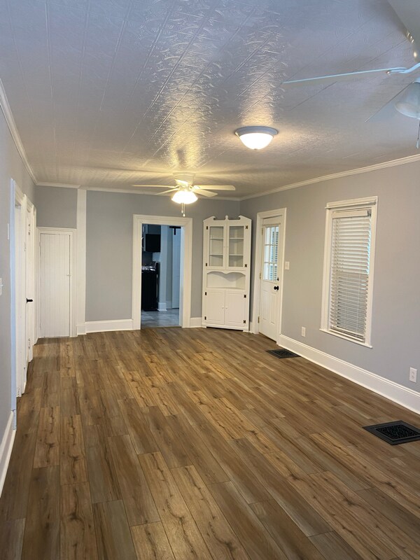 Building Photo - 8 Harrison Ave