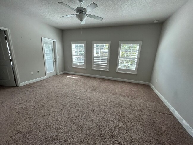 Building Photo - Beautiful Home In Garison Way