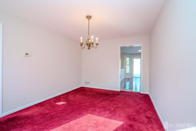 Building Photo - 27 Samantha Dr