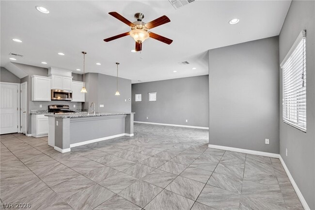 Building Photo - 6789 Dragonfly Rock St