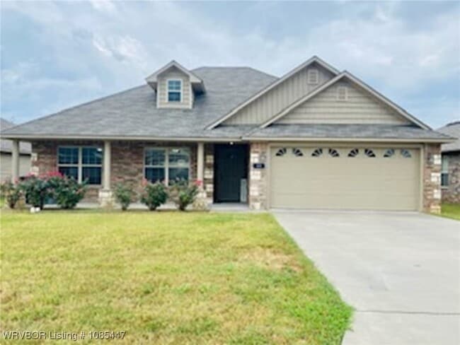 Building Photo - 2229 Regency Ln