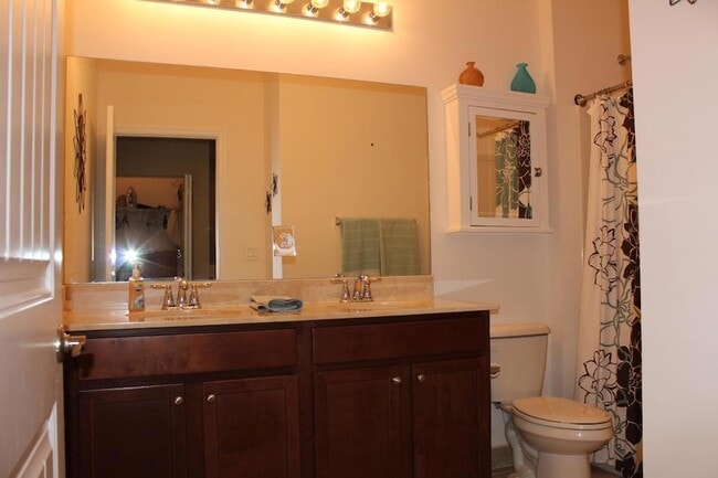 Building Photo - 149 Gramercy Square Dr