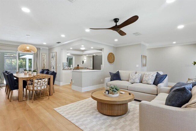 Building Photo - 5159 Oakmont Pl
