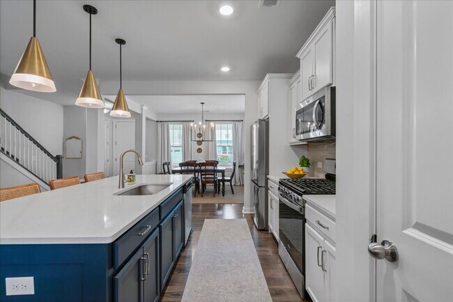 Building Photo - 1011 Swamp Harrier Ave