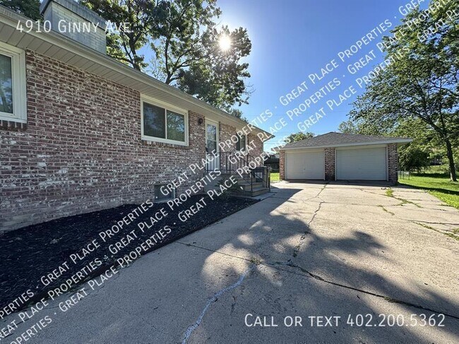 Building Photo - 4910 Ginny Ave