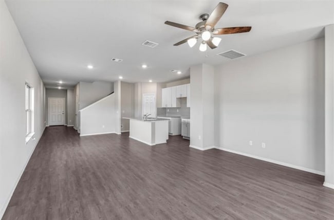 Building Photo - 9617 Last Maples Trl