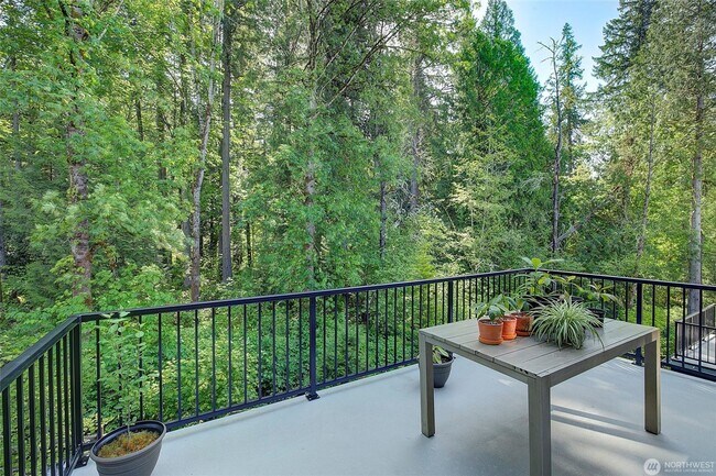 Building Photo - 4Bd/3.25Ba Issaquah House