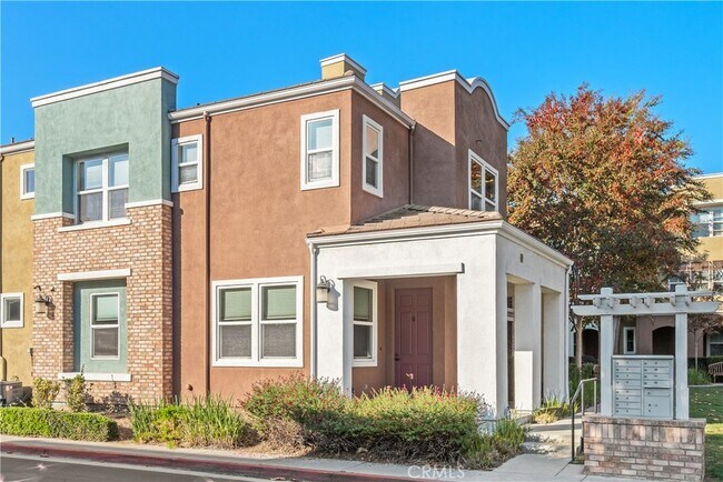 Building Photo - 534 N Cabernet Dr