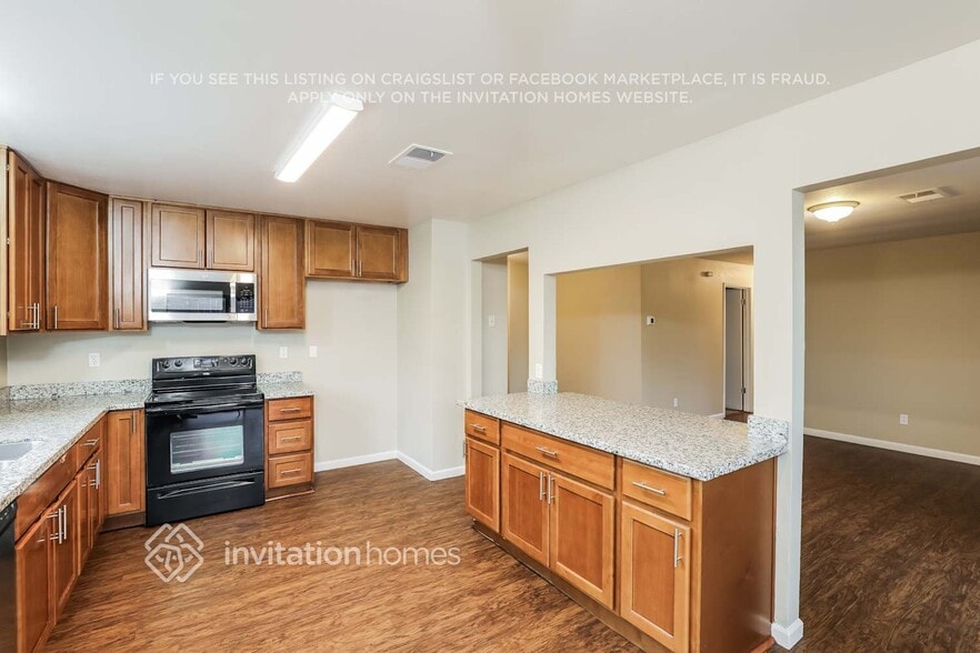 Building Photo - 2310 Dover Way