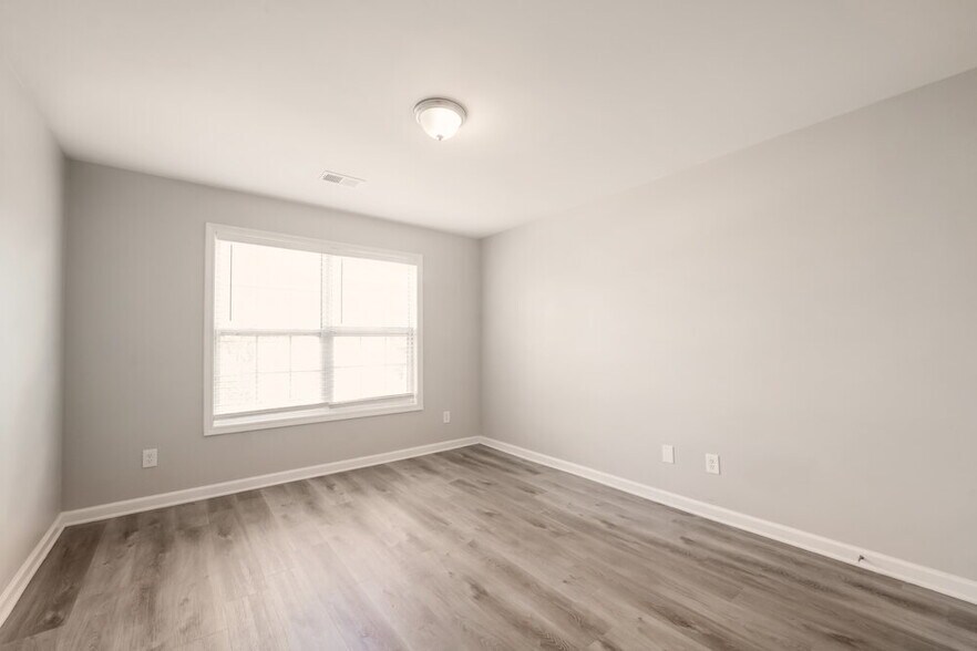 Building Photo - 8074 Colton Creek Way