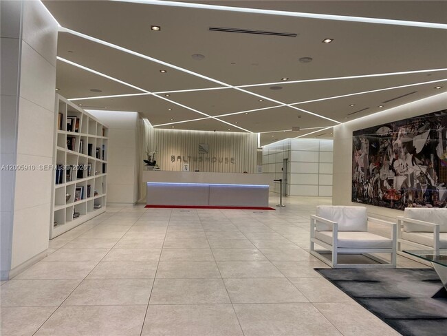 Building Photo - 4250 Biscayne Blvd