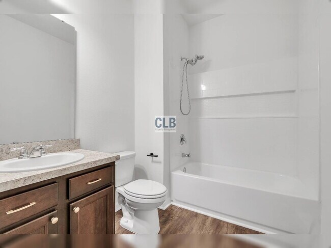 Building Photo - Neverland3012