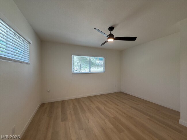 Building Photo - 1317 Pyramid Dr