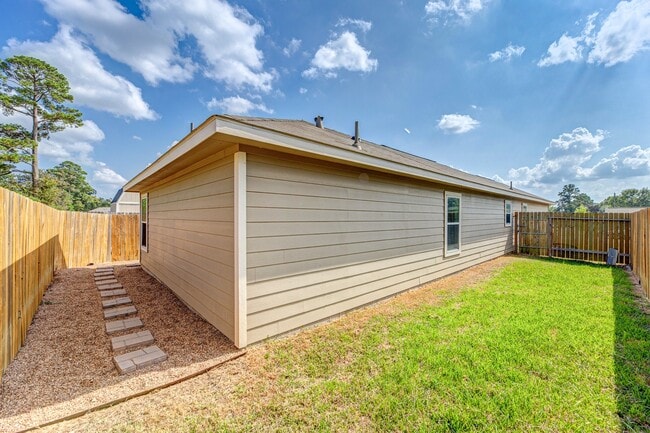 Building Photo - 13010 Sorrento Bay Dr