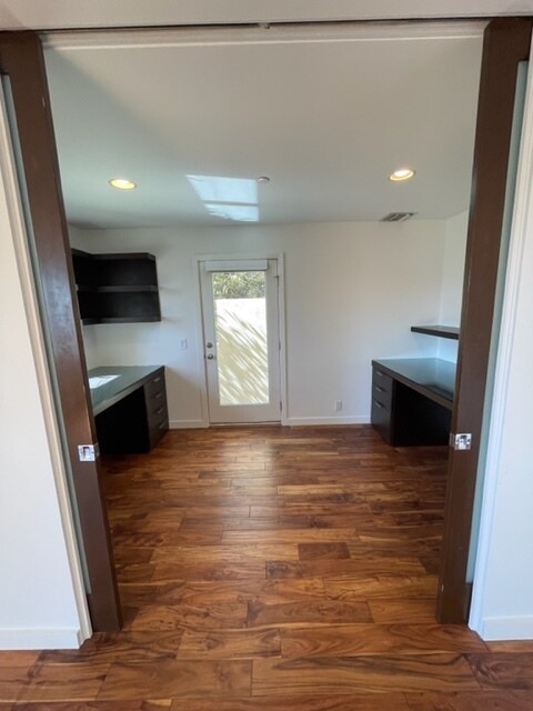 Building Photo - 6441 BRYN MAWR Dr