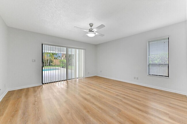 Building Photo - 13772 Ishnala Cir