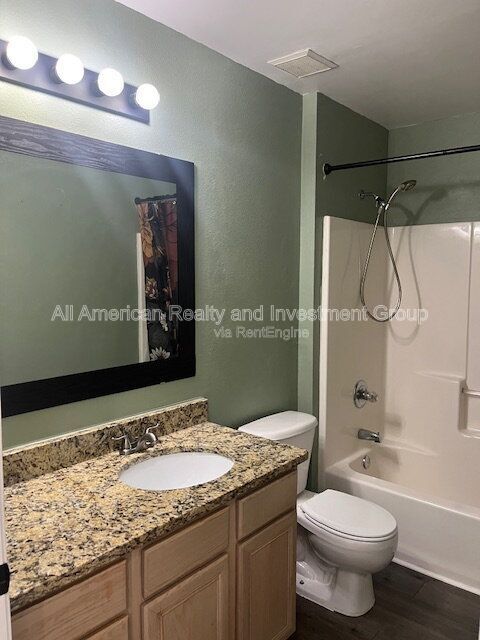 Building Photo - 1995 Catline Cir