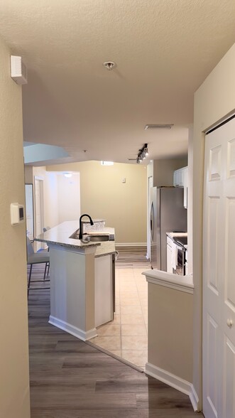 Primary Photo - 405 S Villa San Marco Dr