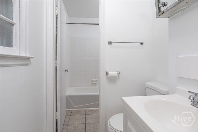 Building Photo - 5 Ossabaw Rd