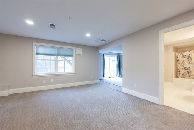 Building Photo - 8 Riverstone Way