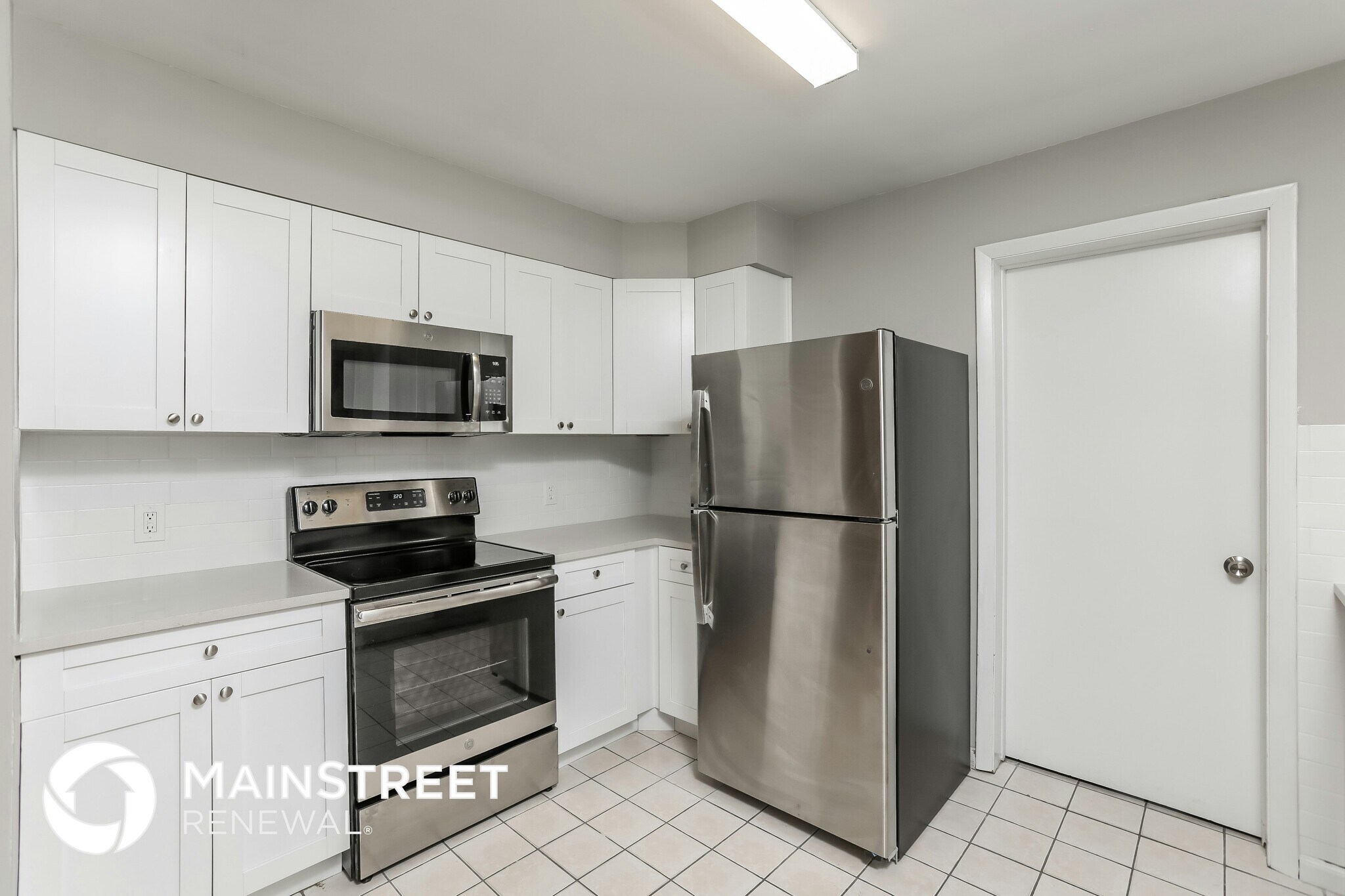 Building Photo - 723 E Grove Pl