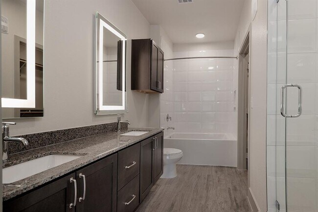 Building Photo - 8900 Six Pines Dr