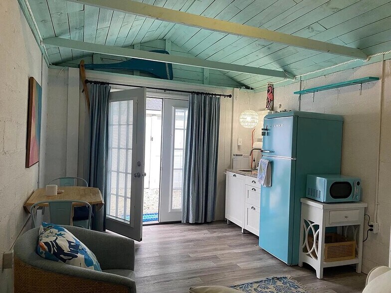 Building Photo - 1509 Miller Ave