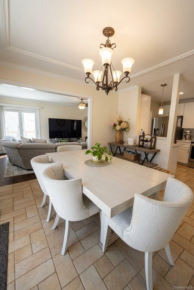 Building Photo - 61 Brookhaven Dr