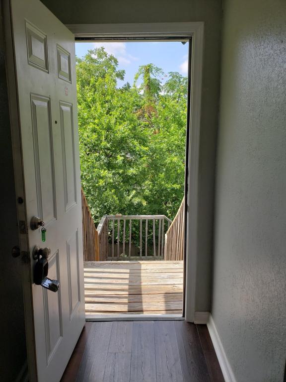 Building Photo - 318 Aransas Ave