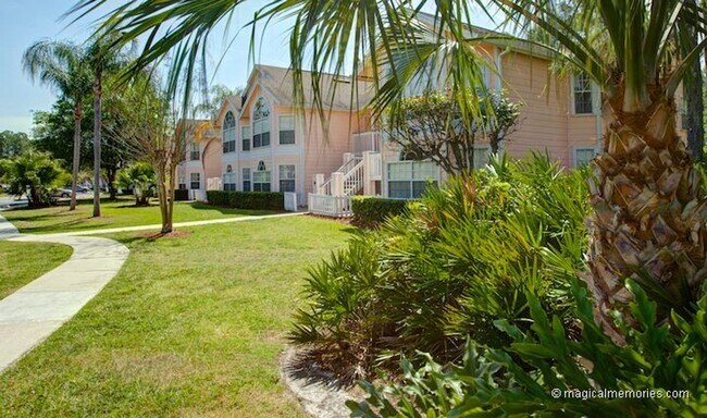 Building Photo - Condo for rent -3 Bed, 2 Bath Condo in Royal Palm Bay