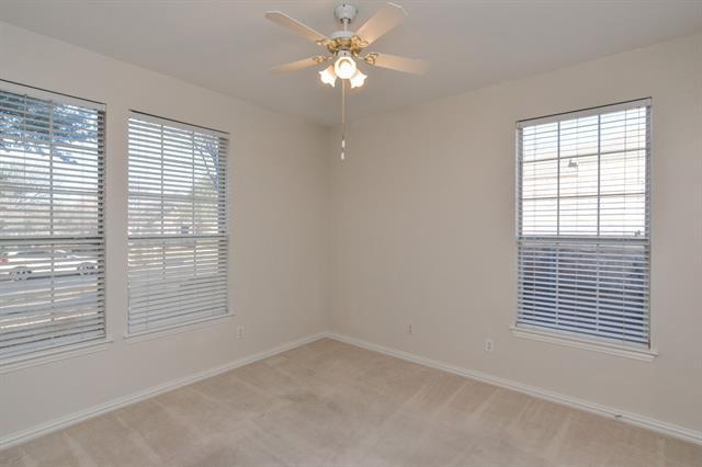 Building Photo - 8512 Mesa Verde Dr