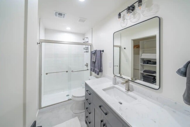 Master Bathroom - 608 W 9th St