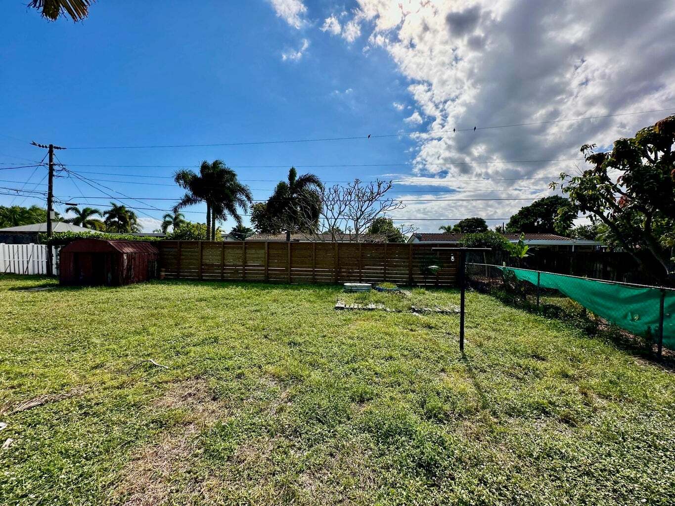 Building Photo - 308 SE 12th St