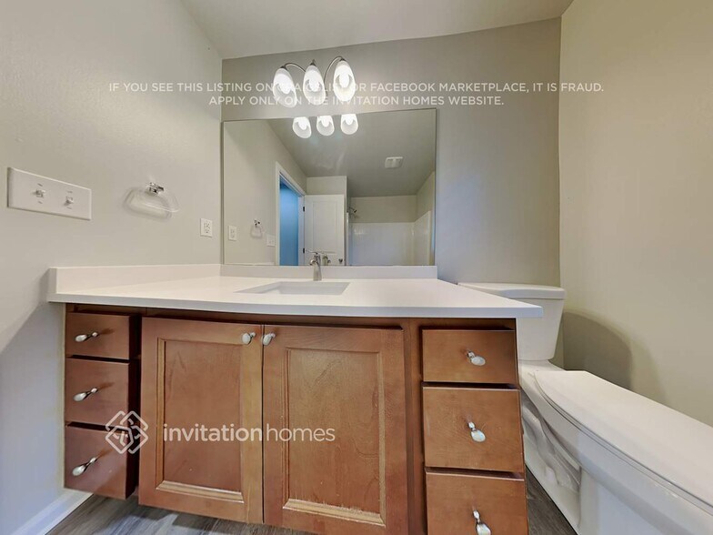 Building Photo - 3139 Vista Verde Ln SW