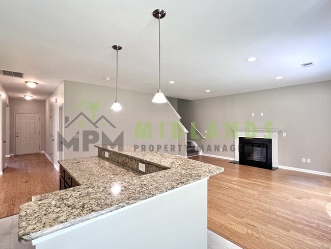 Building Photo - 464 Edenhall Dr