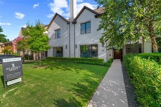 Building Photo - 4139 Normandy Ave