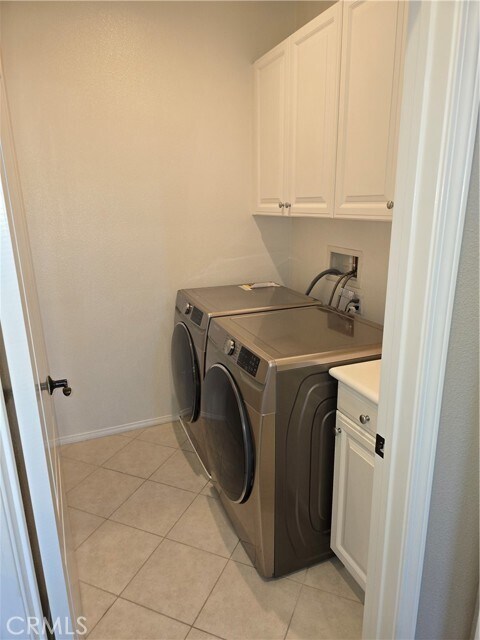 Building Photo - 2147 Cittadin Dr