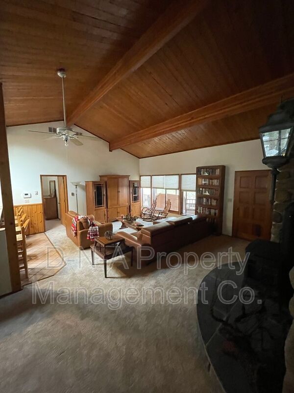 Building Photo - 3530 Spruce Cabin Rd