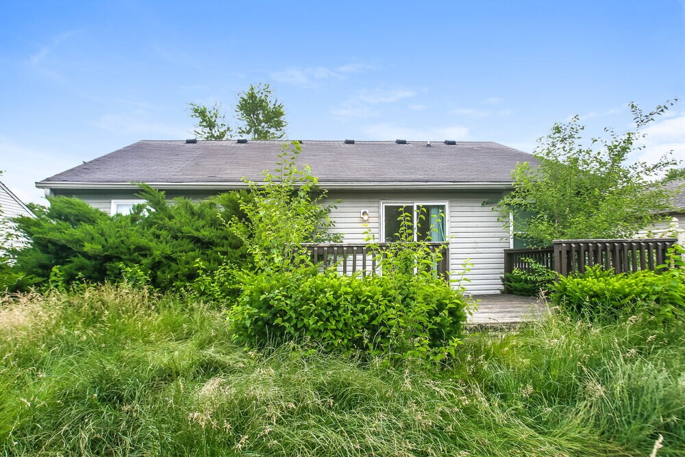 Building Photo - 1358 Evergreen Dr