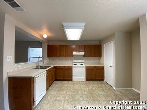 Building Photo - 4938 Corian Springs Dr