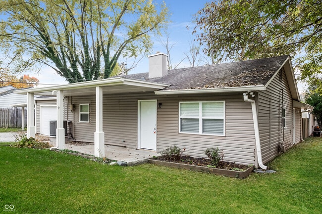 Building Photo - 1705 Randall Rd