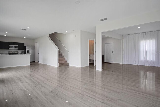 Building Photo - 137 Piave St