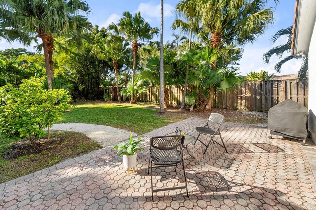 Building Photo - 1611 NW 101st Way