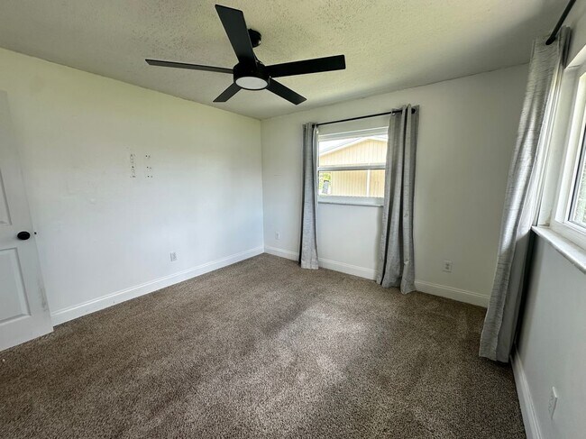 Building Photo - 2781 Fulford St