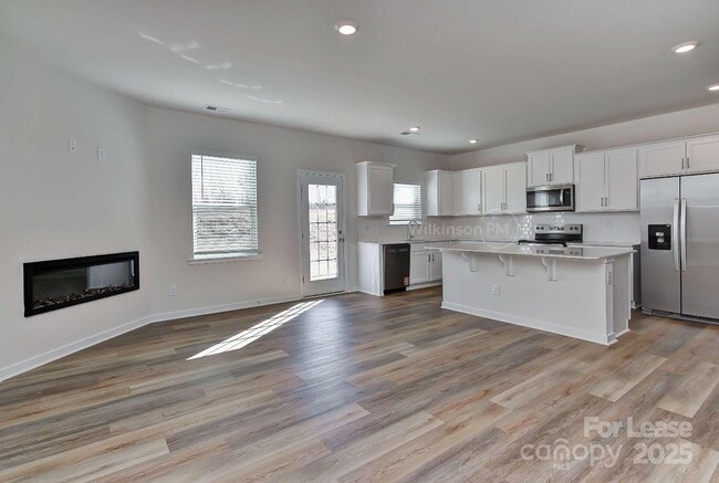 Building Photo - 149 Parker Claire Ln