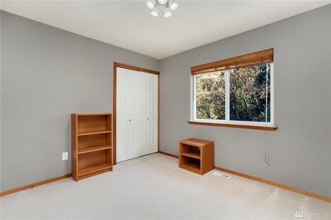 Building Photo - 16034 76th Pl NE