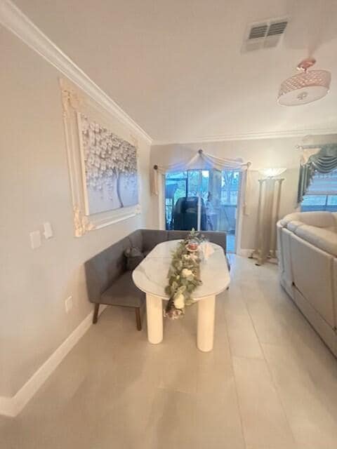 Building Photo - 4980 Lyric Dr