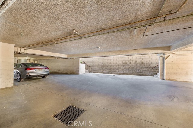 Building Photo - 7750 Laurel Canyon Blvd