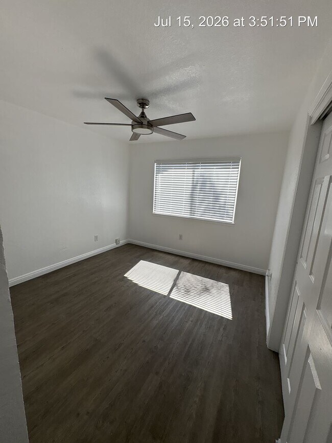 Building Photo - 388 Crestwood Ave