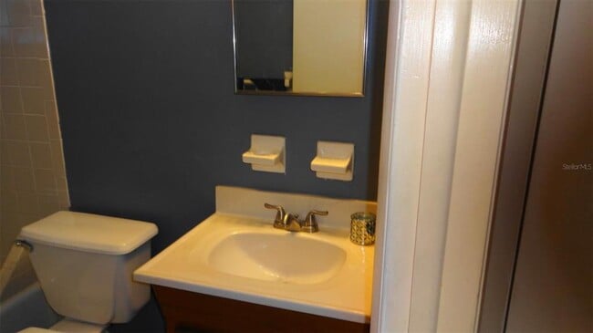 Building Photo - 1045 Princewood Dr